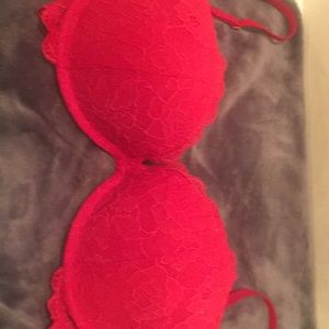 Victoria’s Secret push up bra